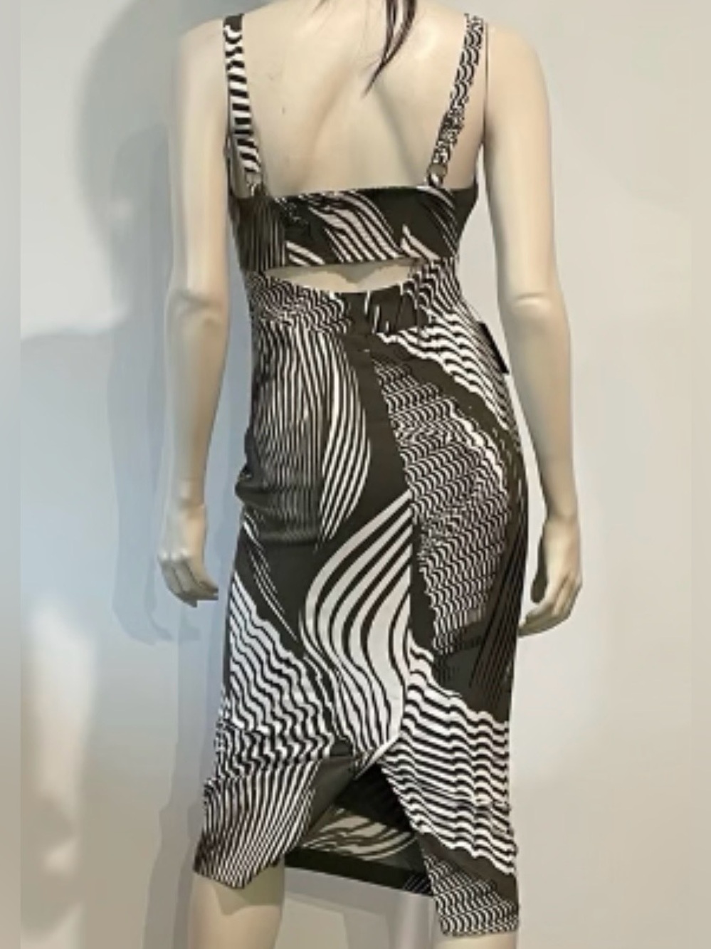 NWOT Beautiful Express Cutout Midi Dress - Picture 4 of 6